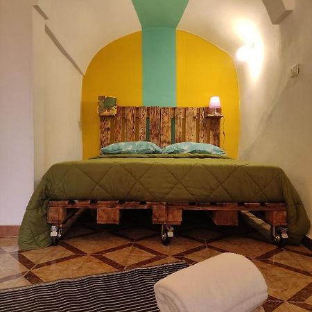 Abstract Home Ostuni Luaran gambar